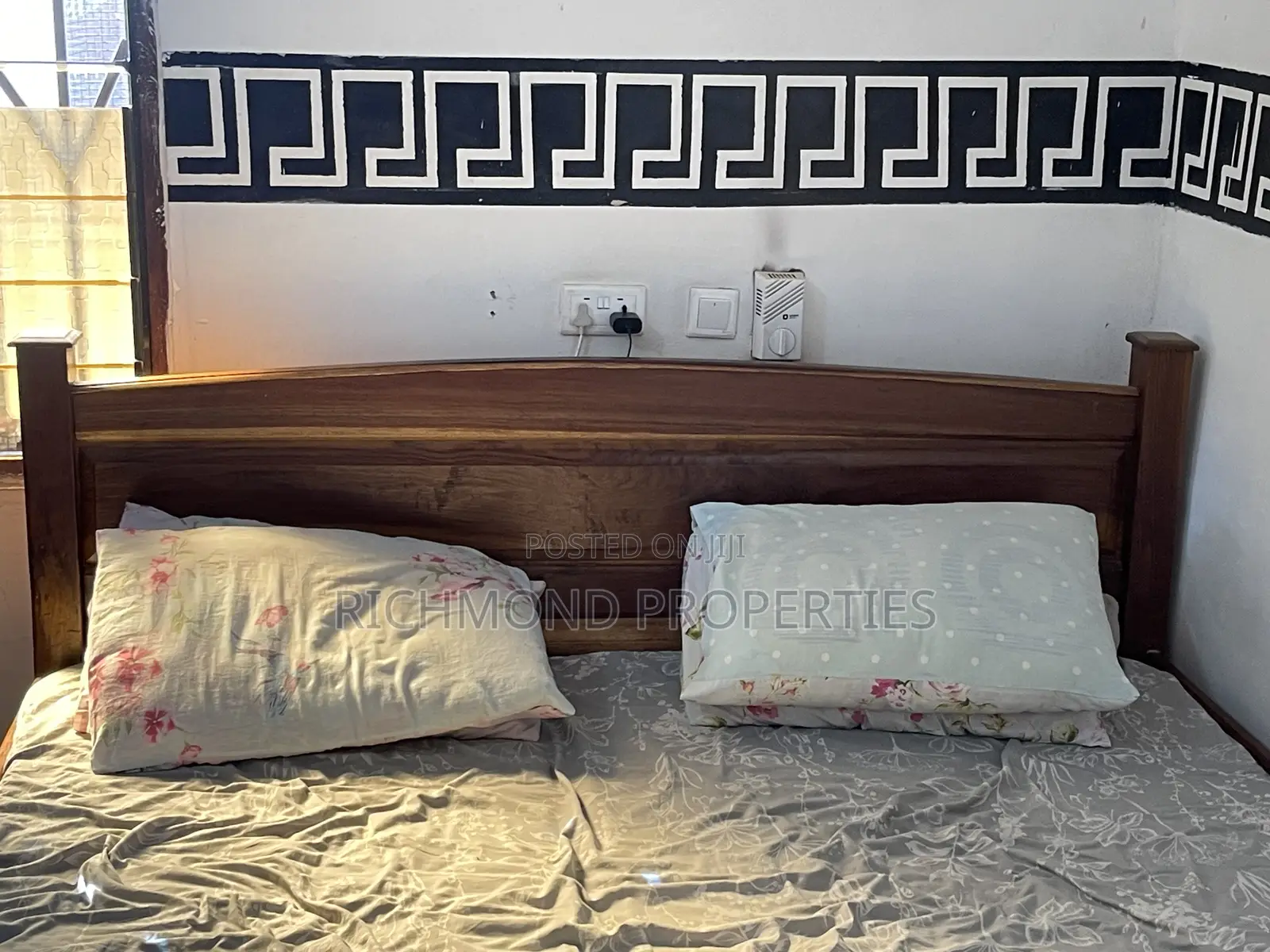 Slightly Used King Size Bed for Sale.