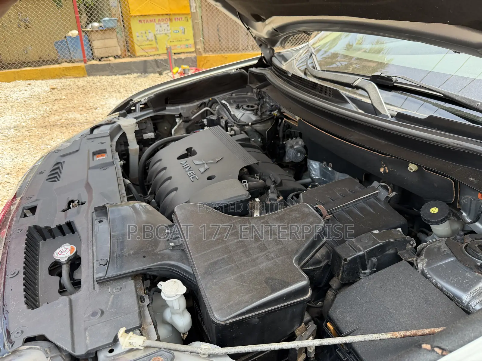 Mitsubishi Outlander 2017 Gray