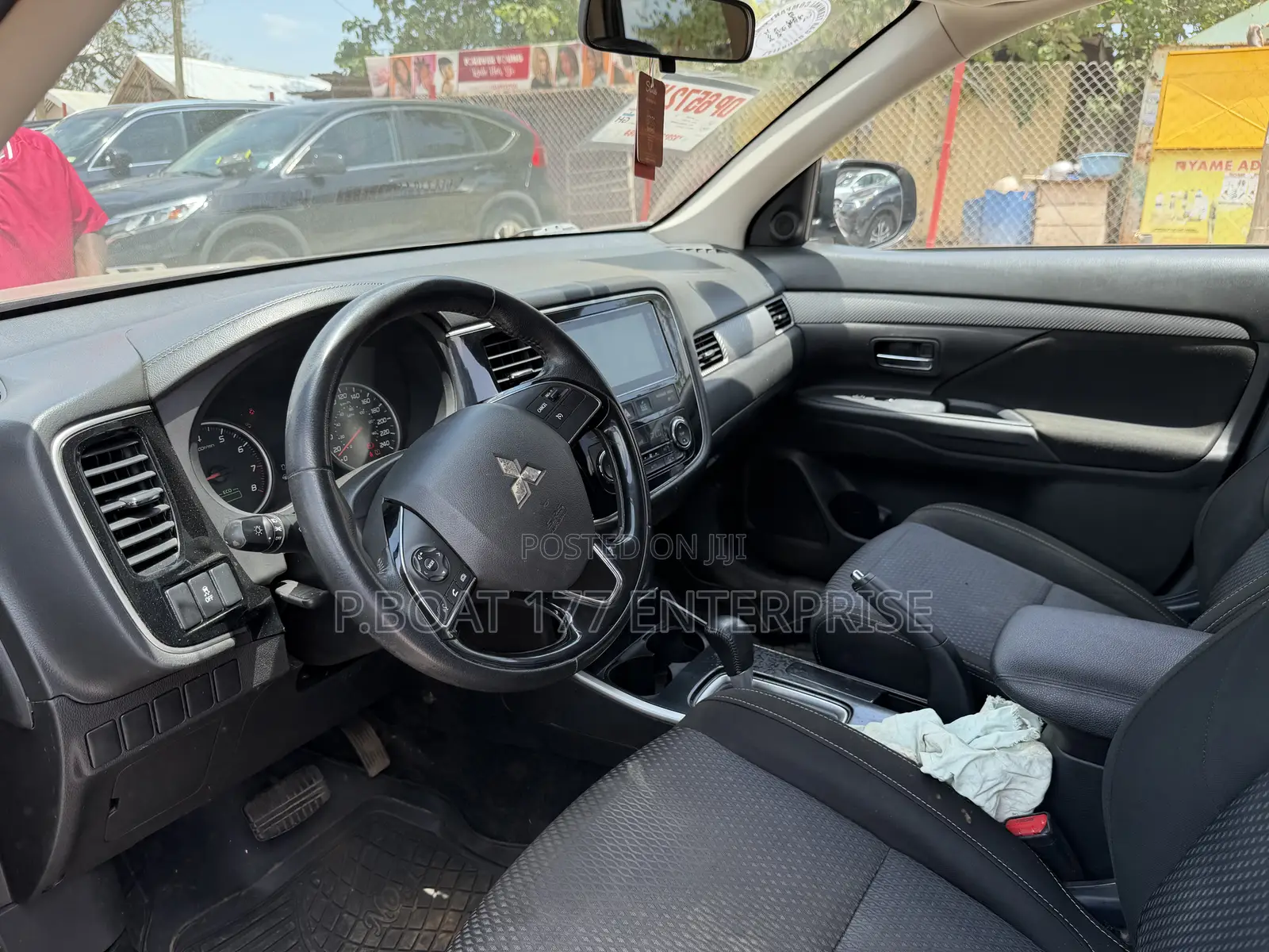 Mitsubishi Outlander 2017 Gray