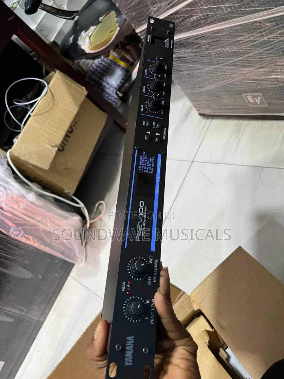 Yamaha Rev 100 Digital Reverberator Ef Processor