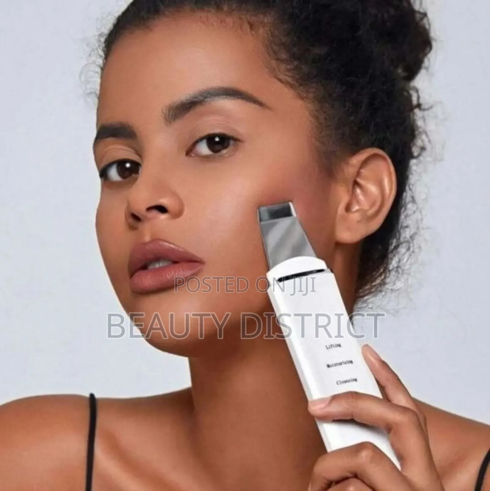 Ultrasonic Facial Scrubber