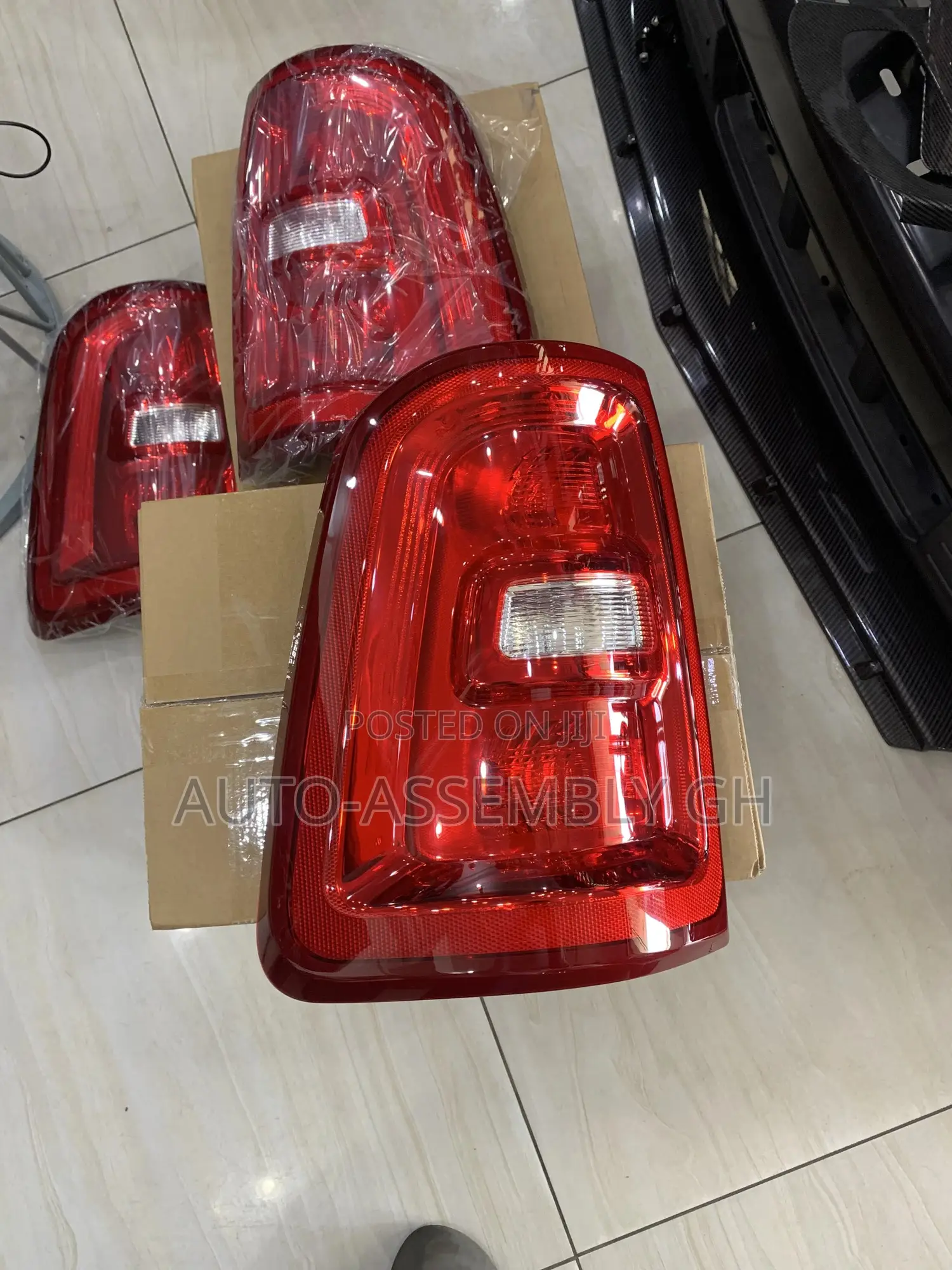 Dodge Ram 2024-2025 Tail Light Pair