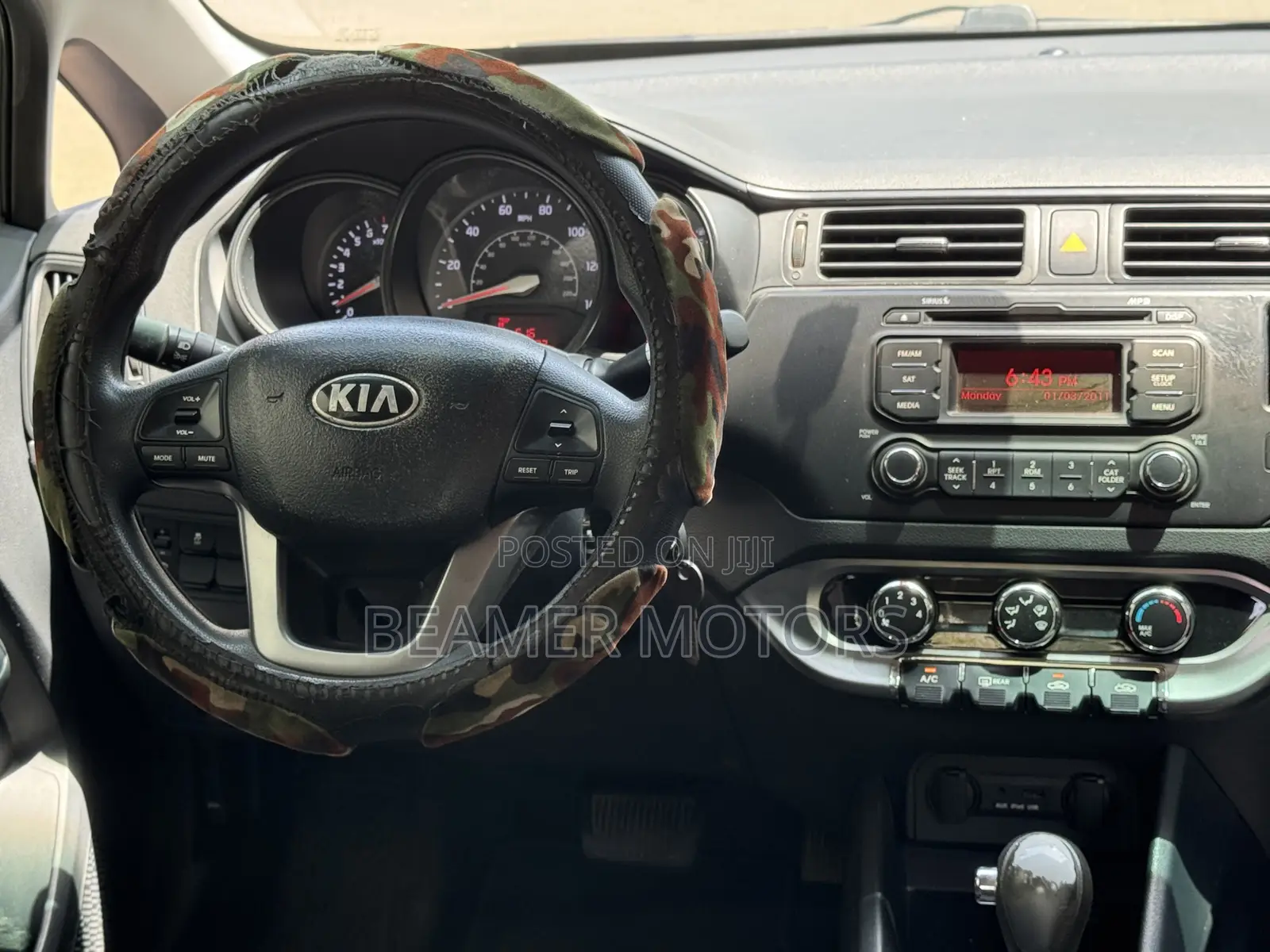 Kia Rio LX 4dr Sedan (1.6L 4cyl 6M) 2013 Silver