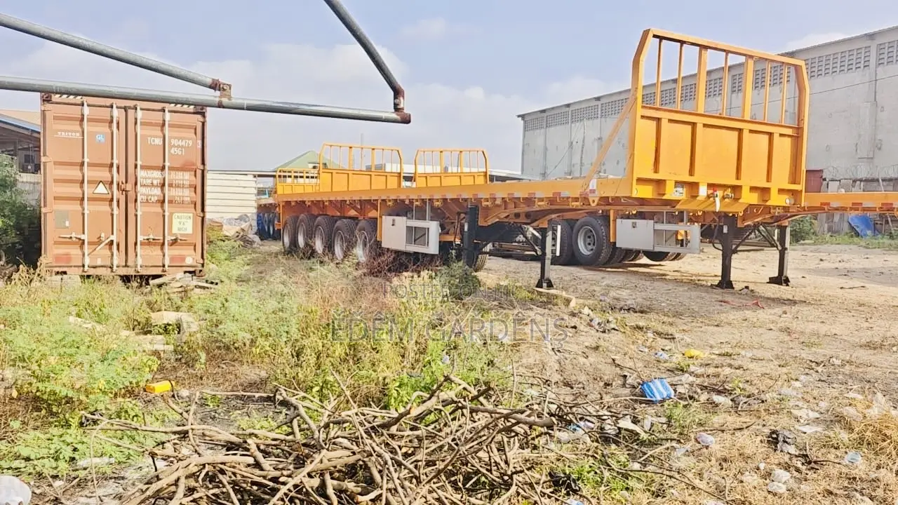 5 Axles Shacman Flatbed Truck