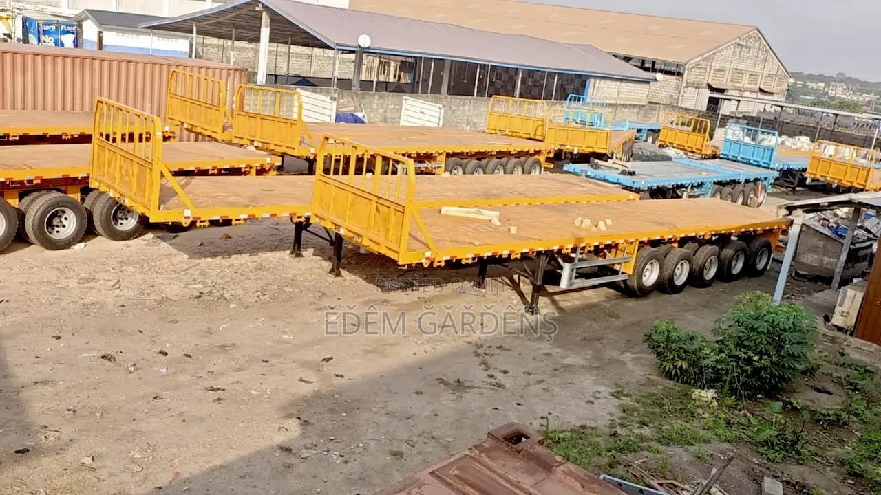 5 Axles Shacman Flatbed Truck