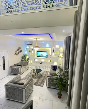 4bdrm House in Lakeside Estate for sale