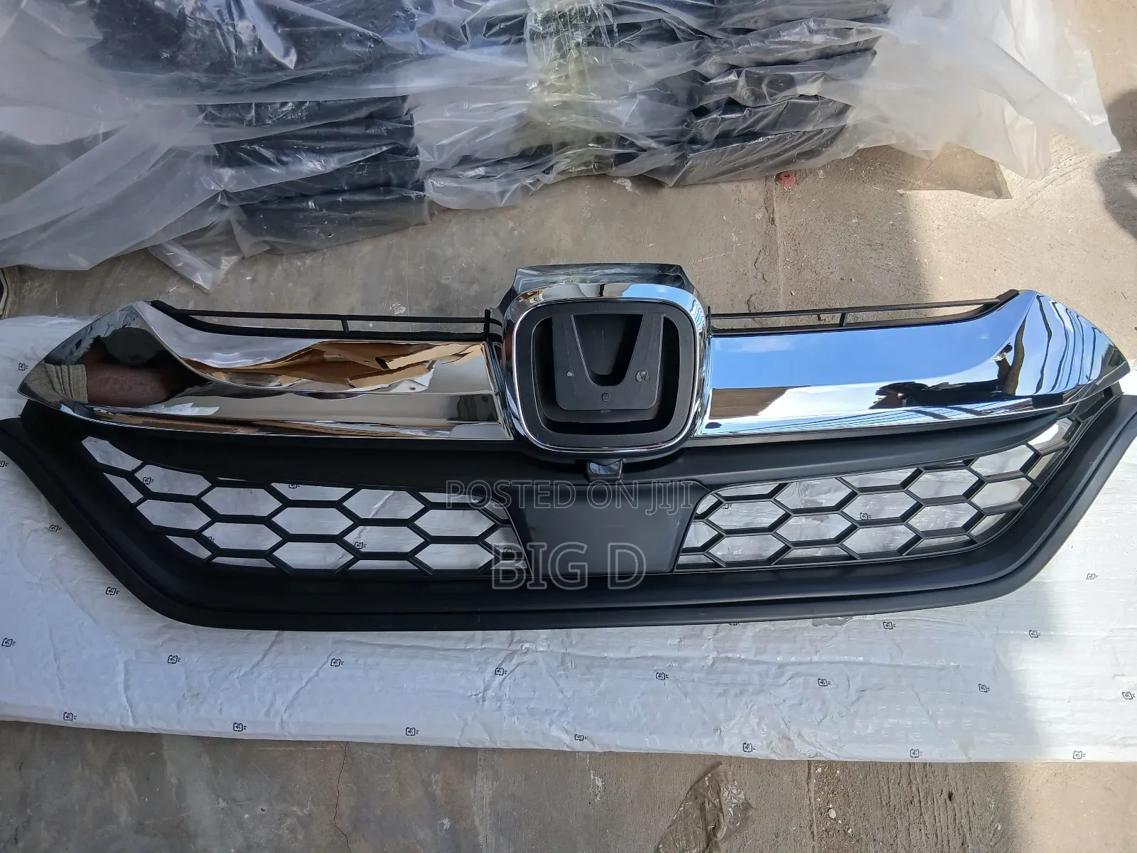 Honda CRV 2019 T0 2020 Top Grille