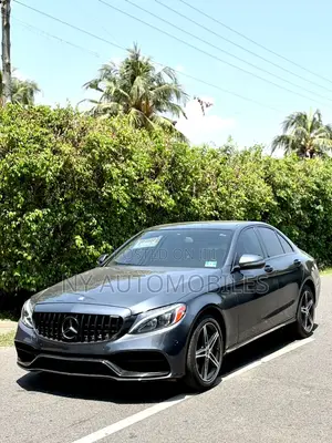 Mercedes-Benz C300 Sport 4Matic Sedan AWD (2.0L 4cyl 7A) 2017 Black