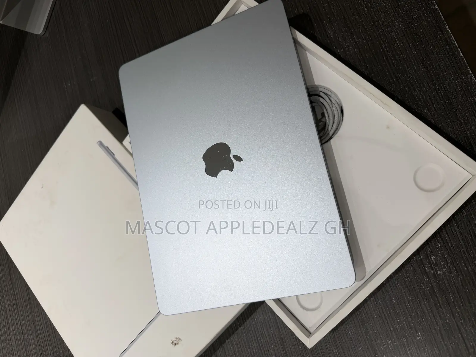 Laptop Apple MacBook Air 2025 M4 13-inch 16GB Apple M4 SSD 256GB