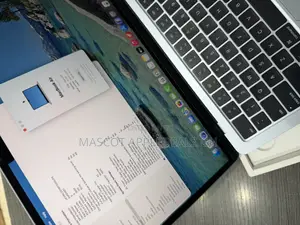 Laptop Apple MacBook Air 2025 M4 13-inch 16GB Apple M4 SSD 256GB