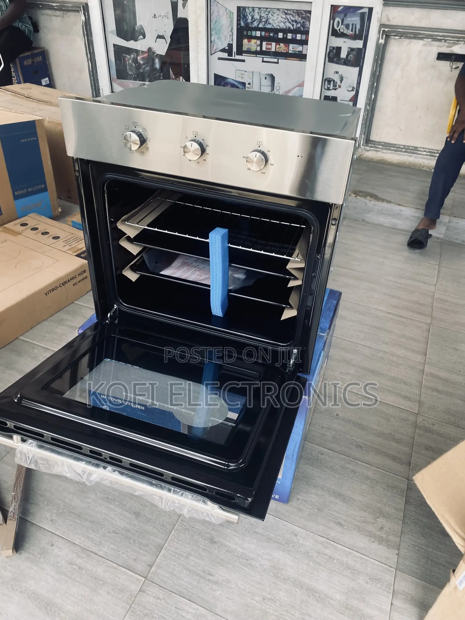 Authentic Kitchen Upgrade With 65m80m1-004bk Oven Design