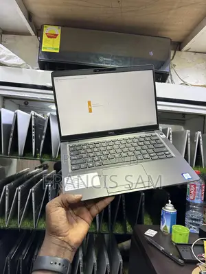 Laptop Dell Latitude 5300 8GB Intel Core i5 SSD 256GB