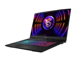 Laptop MSI Katana 17 8GB Intel Core i7 SSD 1T