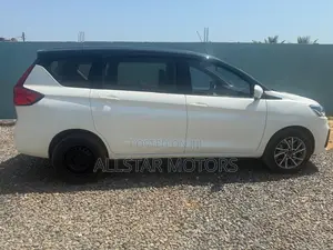 Toyota Rumion 1.5 FWD 2022 White