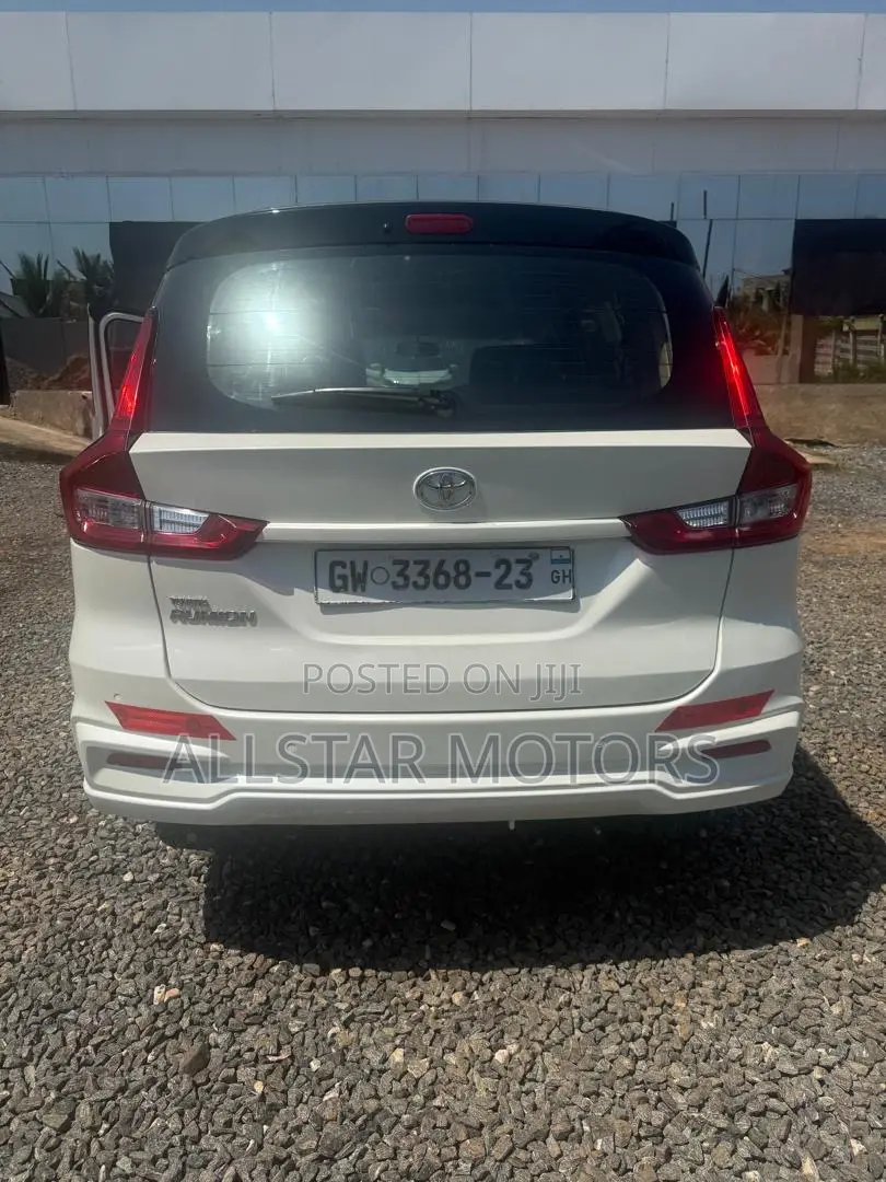 Toyota Rumion 1.5 FWD 2022 White