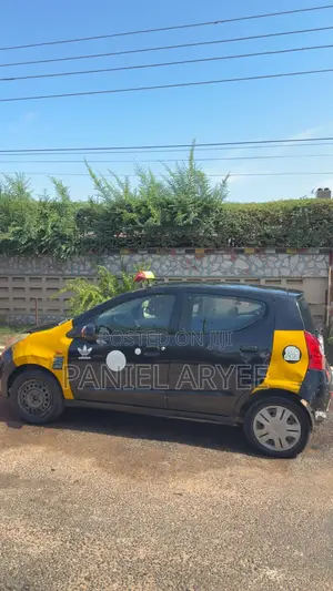 Nissan Pixo 1.0 FWD 2010 Black