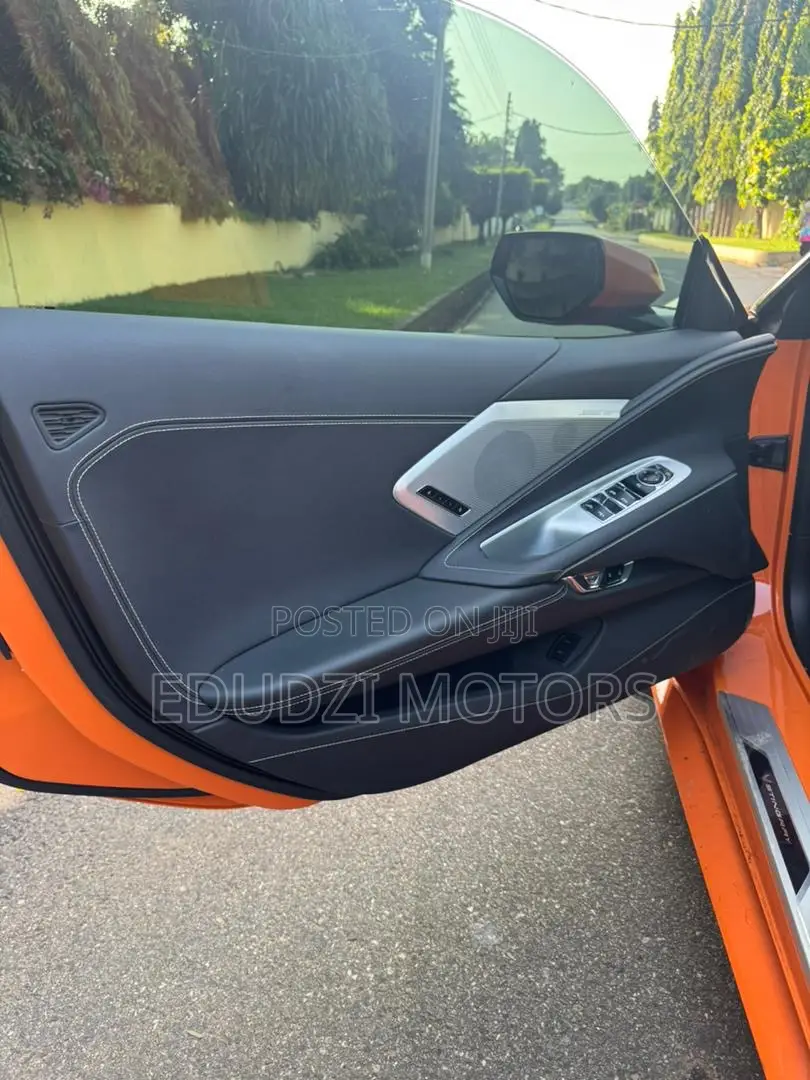 Chevrolet Corvette Stingray Convertible w/2LT 2023 Orange