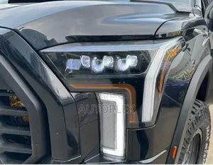 Se Headlight for Toyota Tundra 2022-2024 Replacement