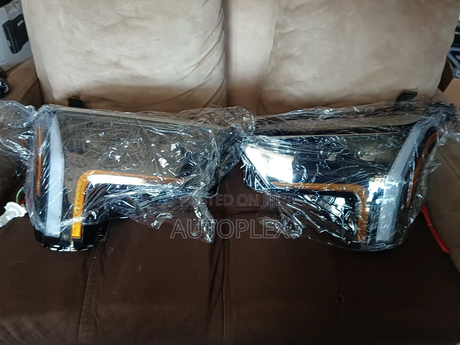 Se Headlight for Toyota Tundra 2022-2024 Replacement