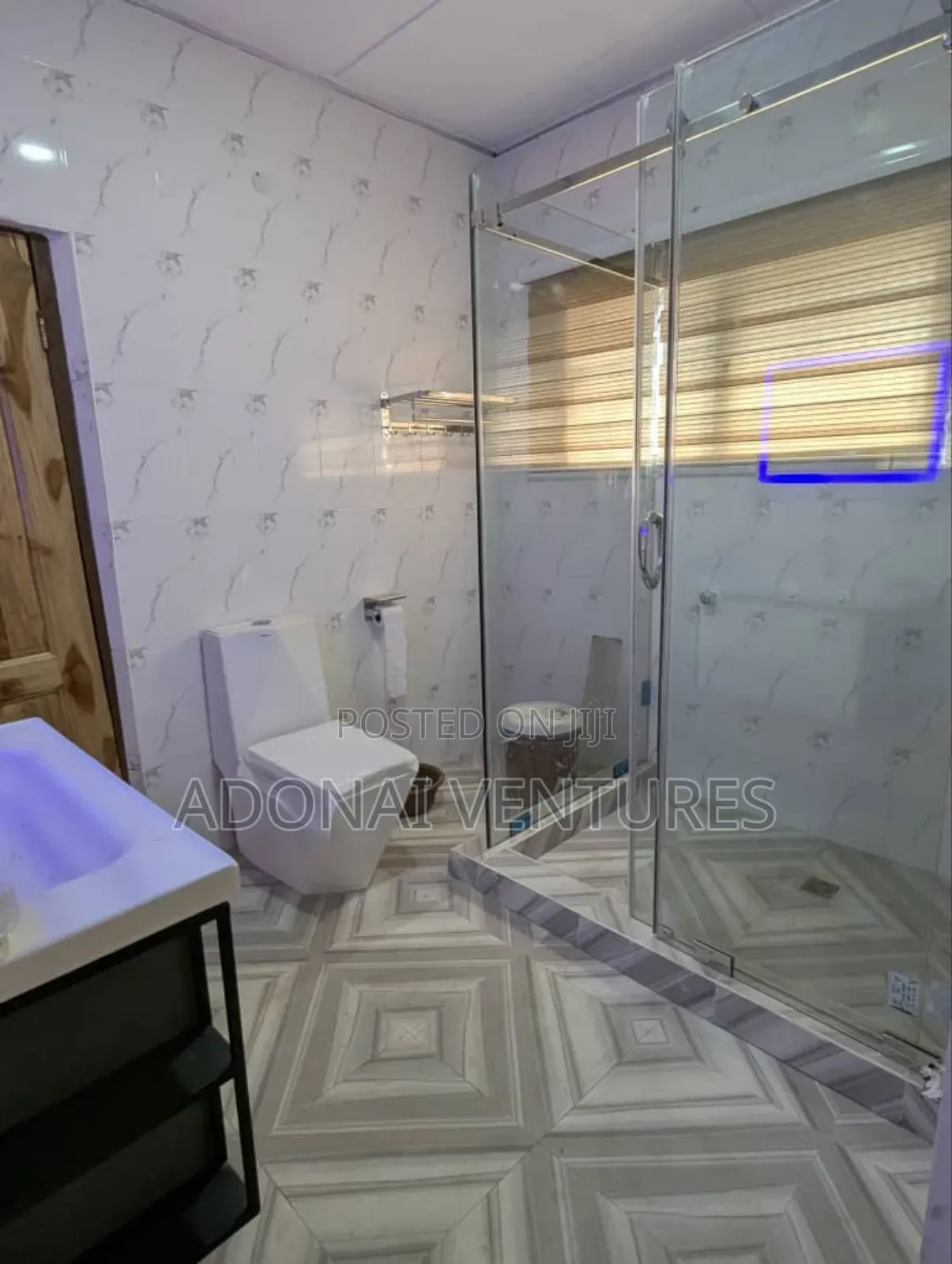2bdrm Apartment in Atwima  Takyiman, Kumasi Metropolitan for rent