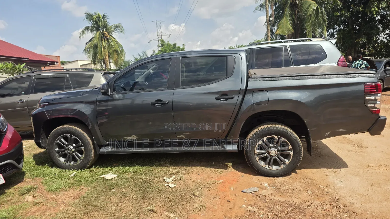 Mitsubishi L200 2023 Gray