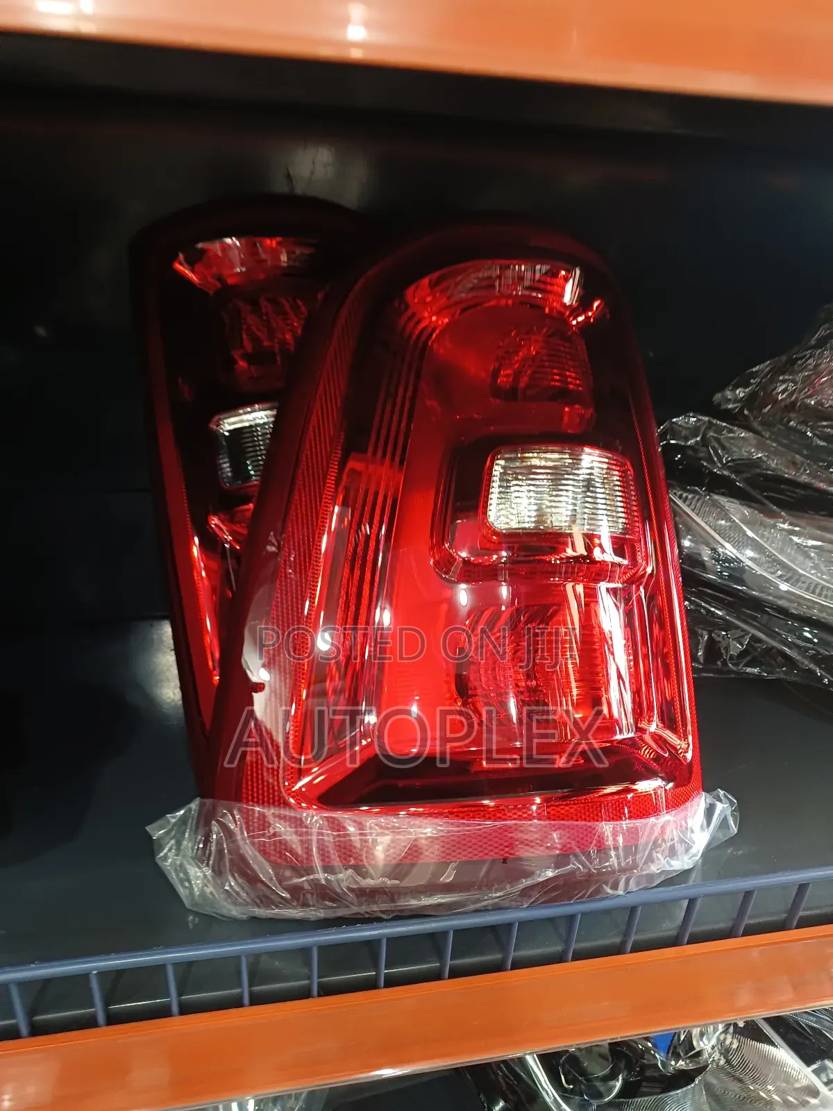 2025-2026 Dodge Ram 1500 Chrome Bezels Halogen Taillight