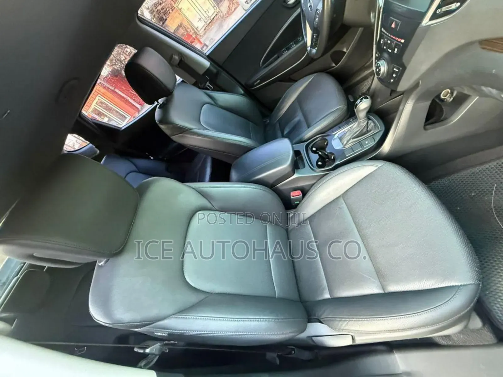 Hyundai Santa Fe 2015 Gray