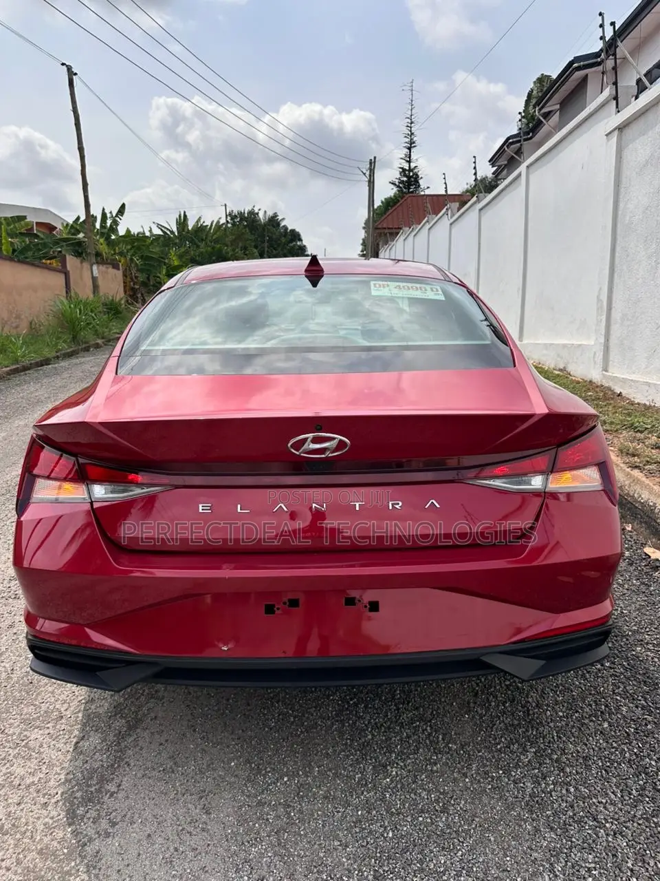 Hyundai Elantra 2021 Red
