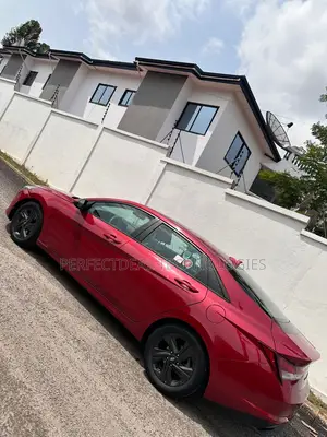 Hyundai Elantra 2021 Red