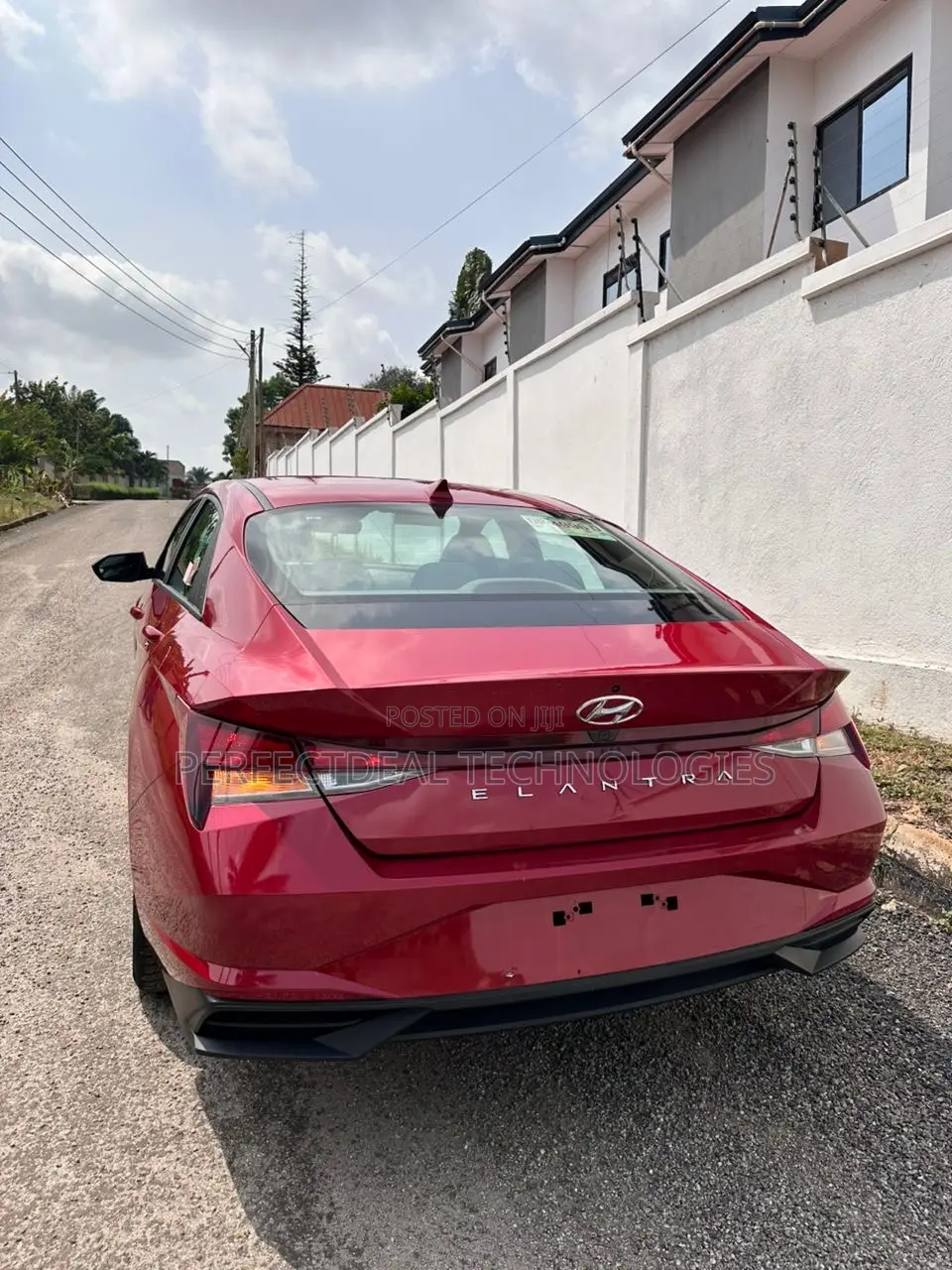 Hyundai Elantra 2021 Red