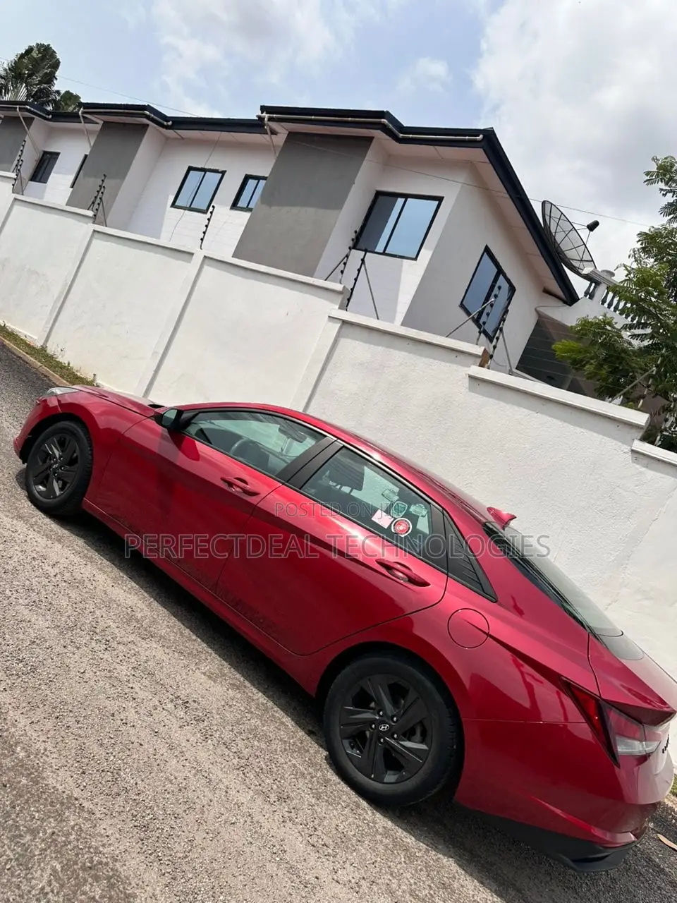 Hyundai Elantra 2021 Red