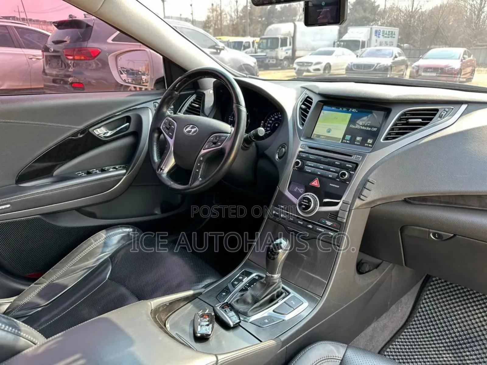 Hyundai Grandeur 2015 White