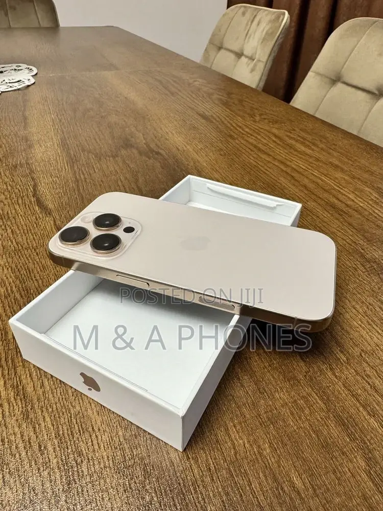 Apple iPhone 16 Pro Max 256 GB Gold