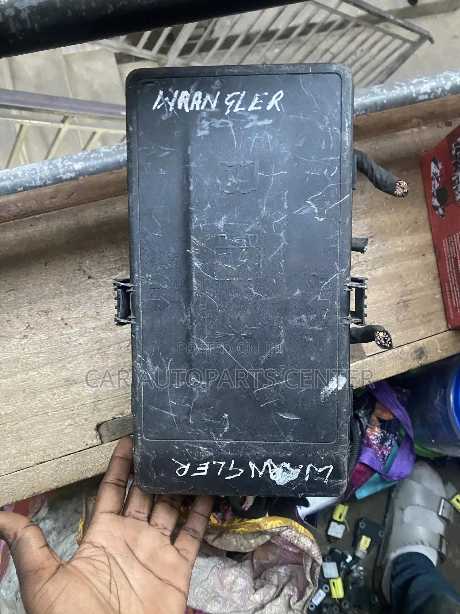 Jeep Wrangler 2019-20 Fusebox