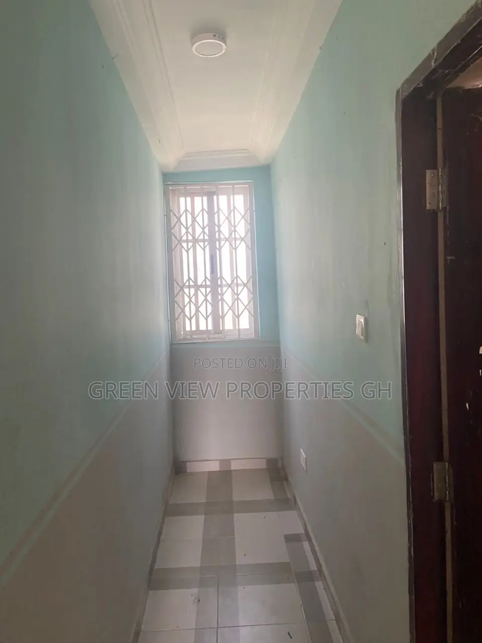 2bdrm Apartment in West Hills Mall Area for rent
