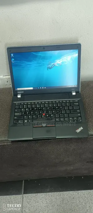 Laptop Lenovo 3000 G530 4GB Intel Core i3 SSD 128GB