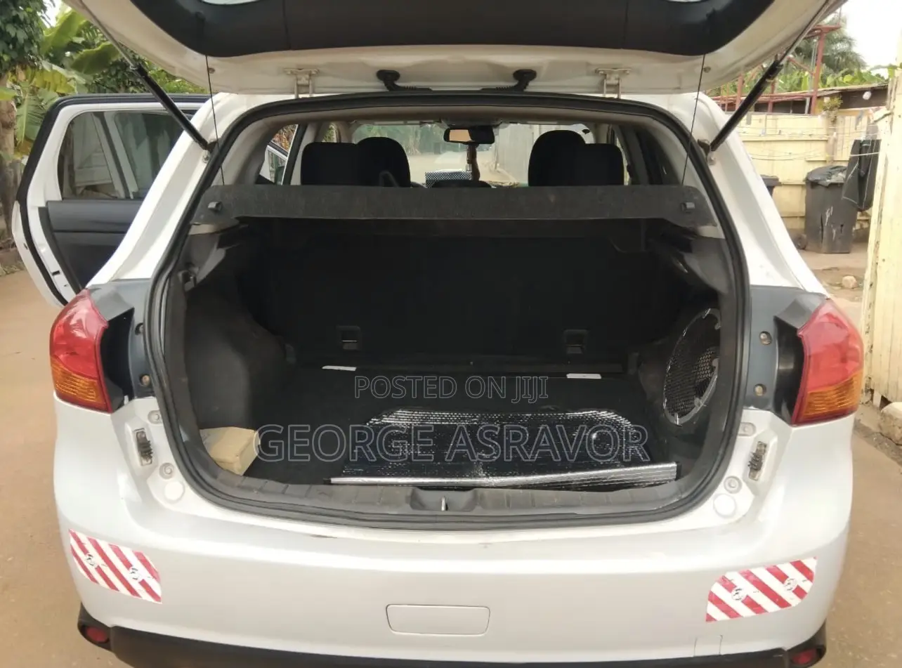 Mitsubishi Outlander Sport ES 2015 White