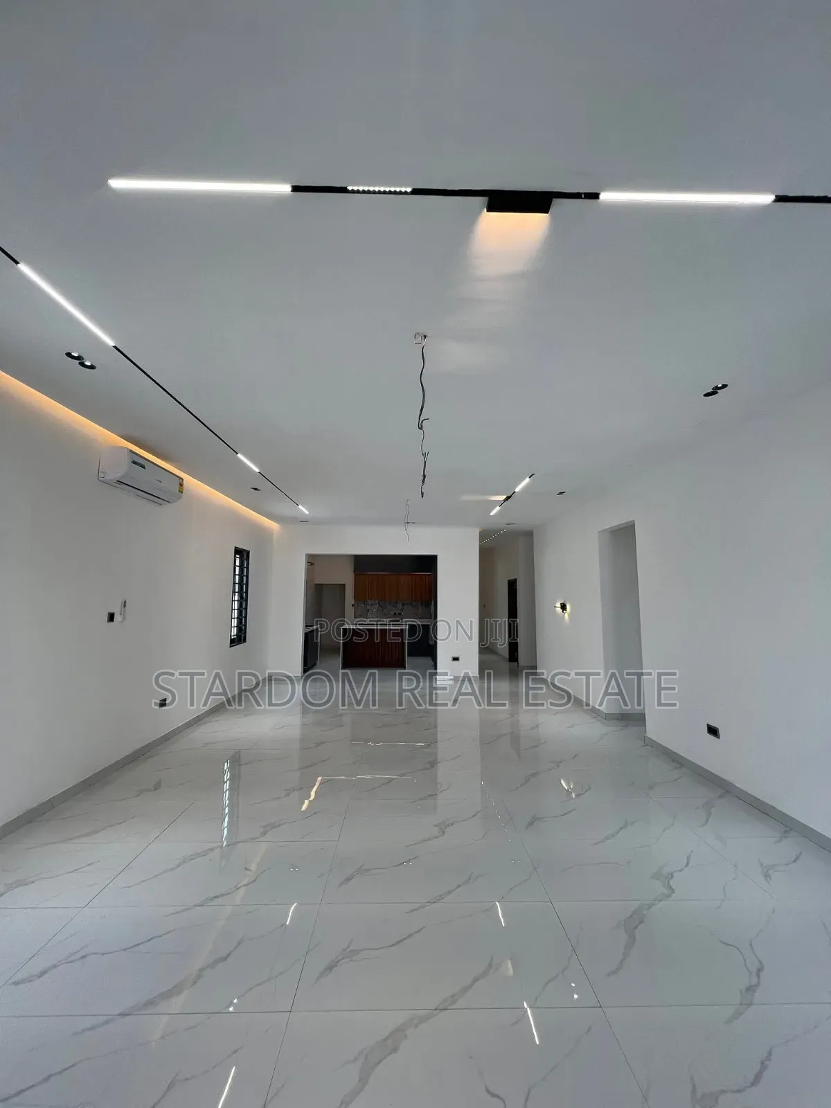 3bdrm Bungalow in Lakeside Estate for sale