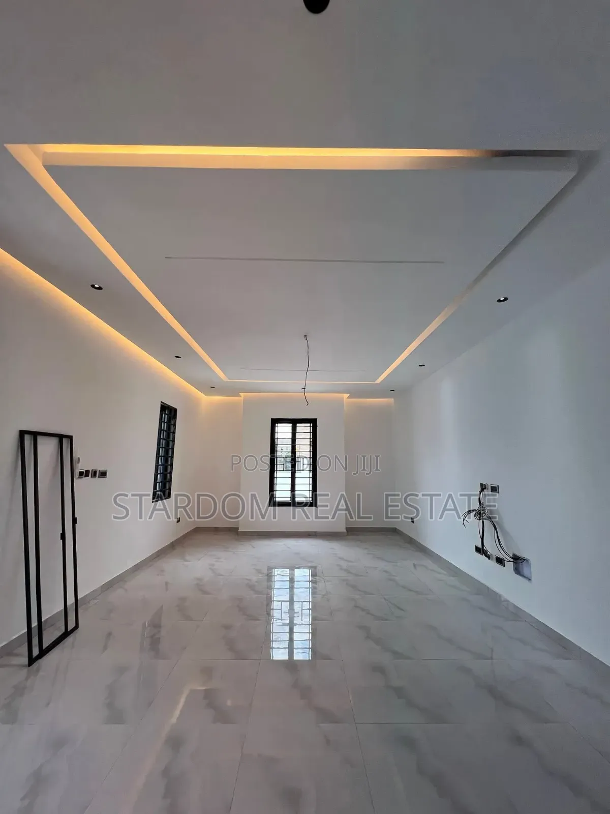 3bdrm Bungalow in Lakeside Estate for sale