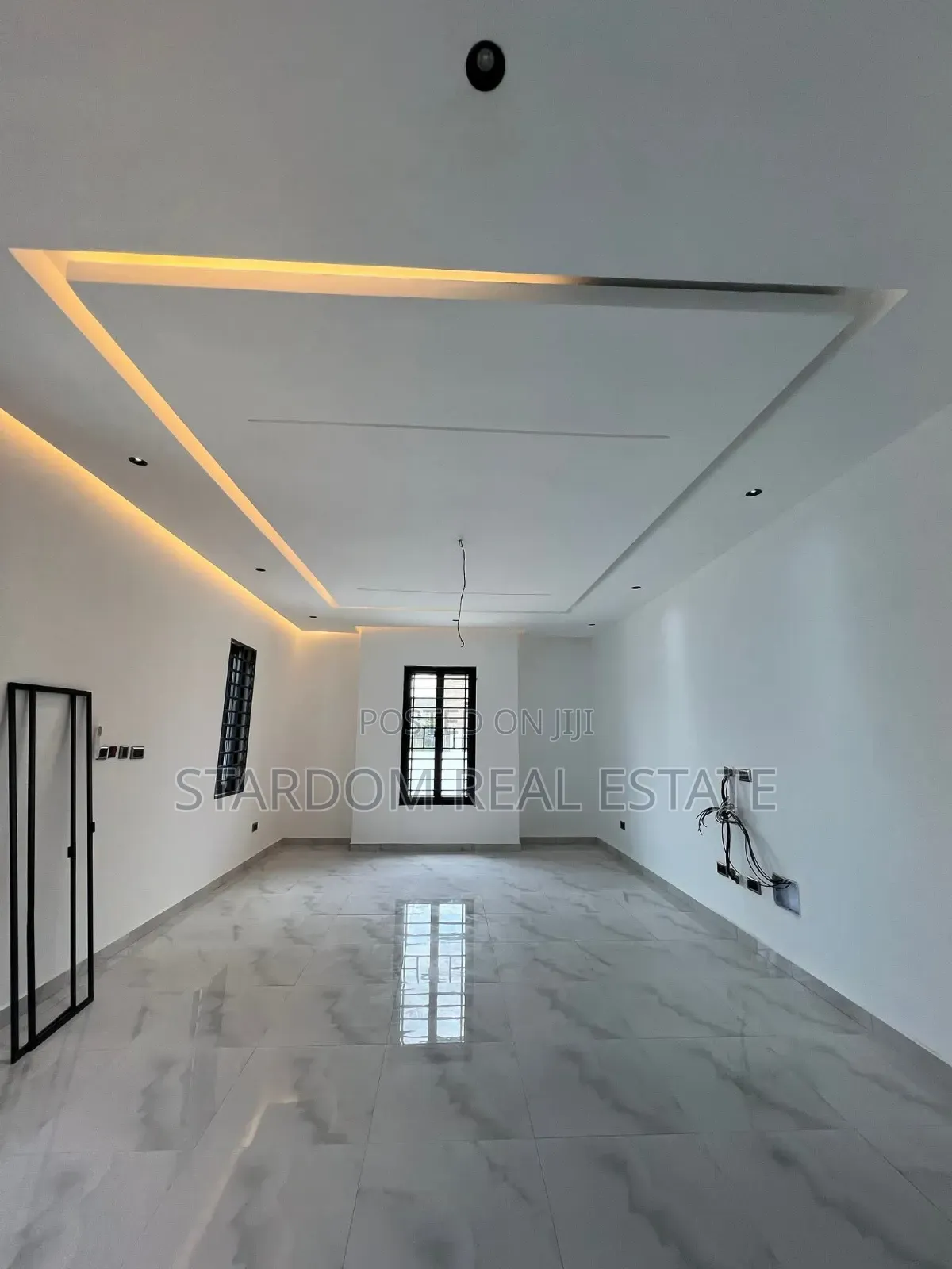3bdrm Bungalow in Lakeside Estate for sale