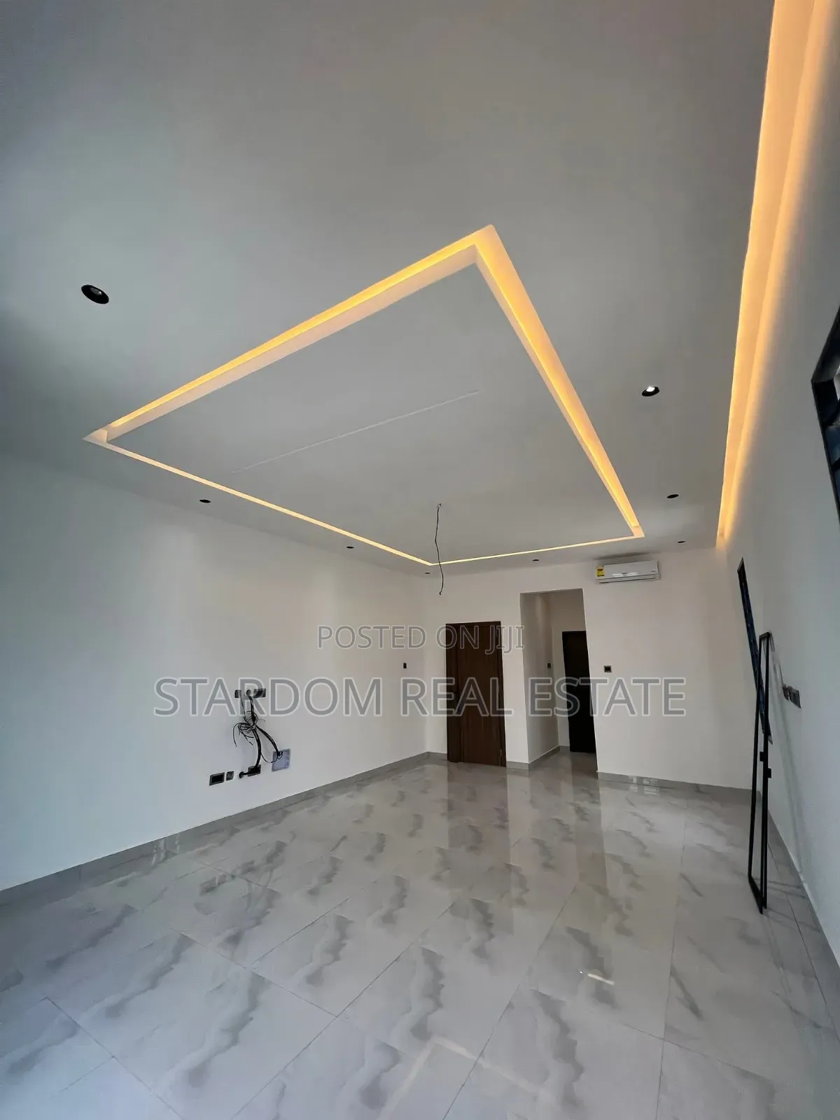 3bdrm Bungalow in Lakeside Estate for sale