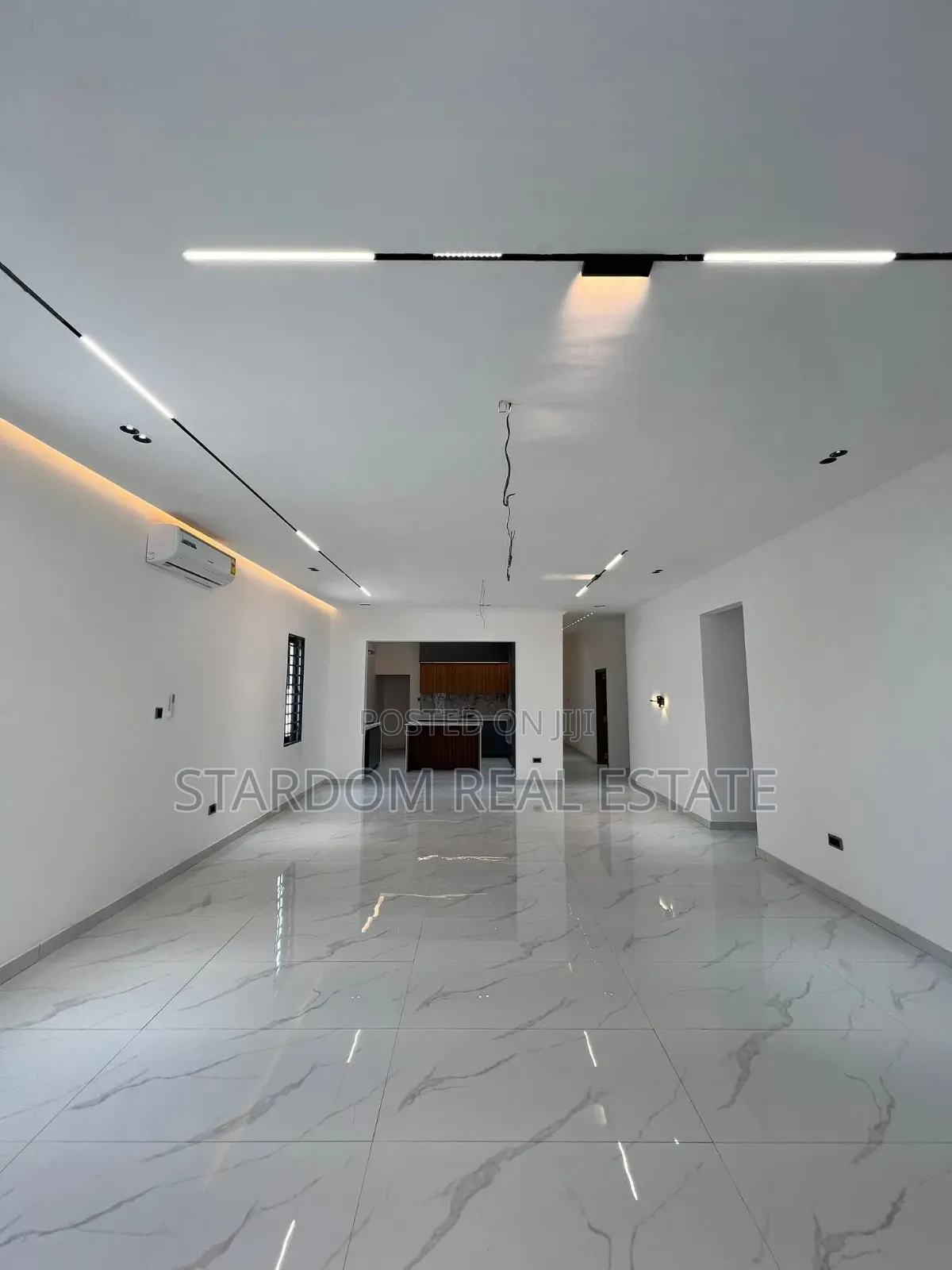 3bdrm Bungalow in Lakeside Estate for sale
