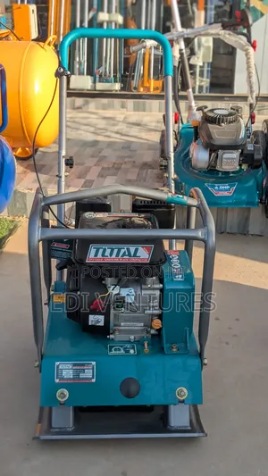 Total Gasoline Plate Compactor