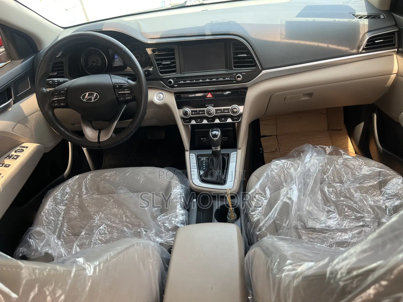 Hyundai Elantra SEL 2020 Red