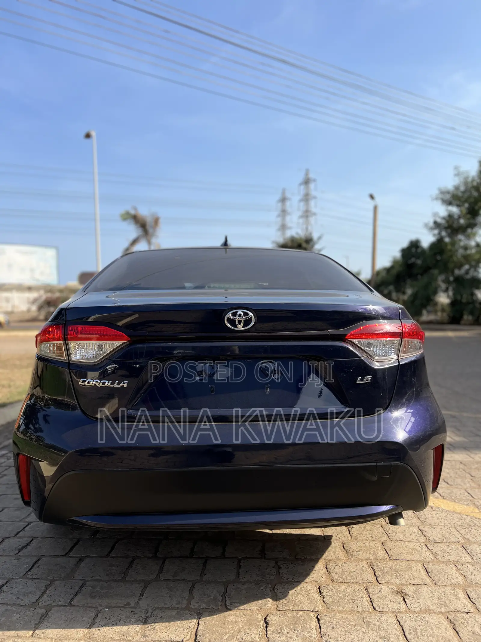 Toyota Corolla LE 2020 Blue