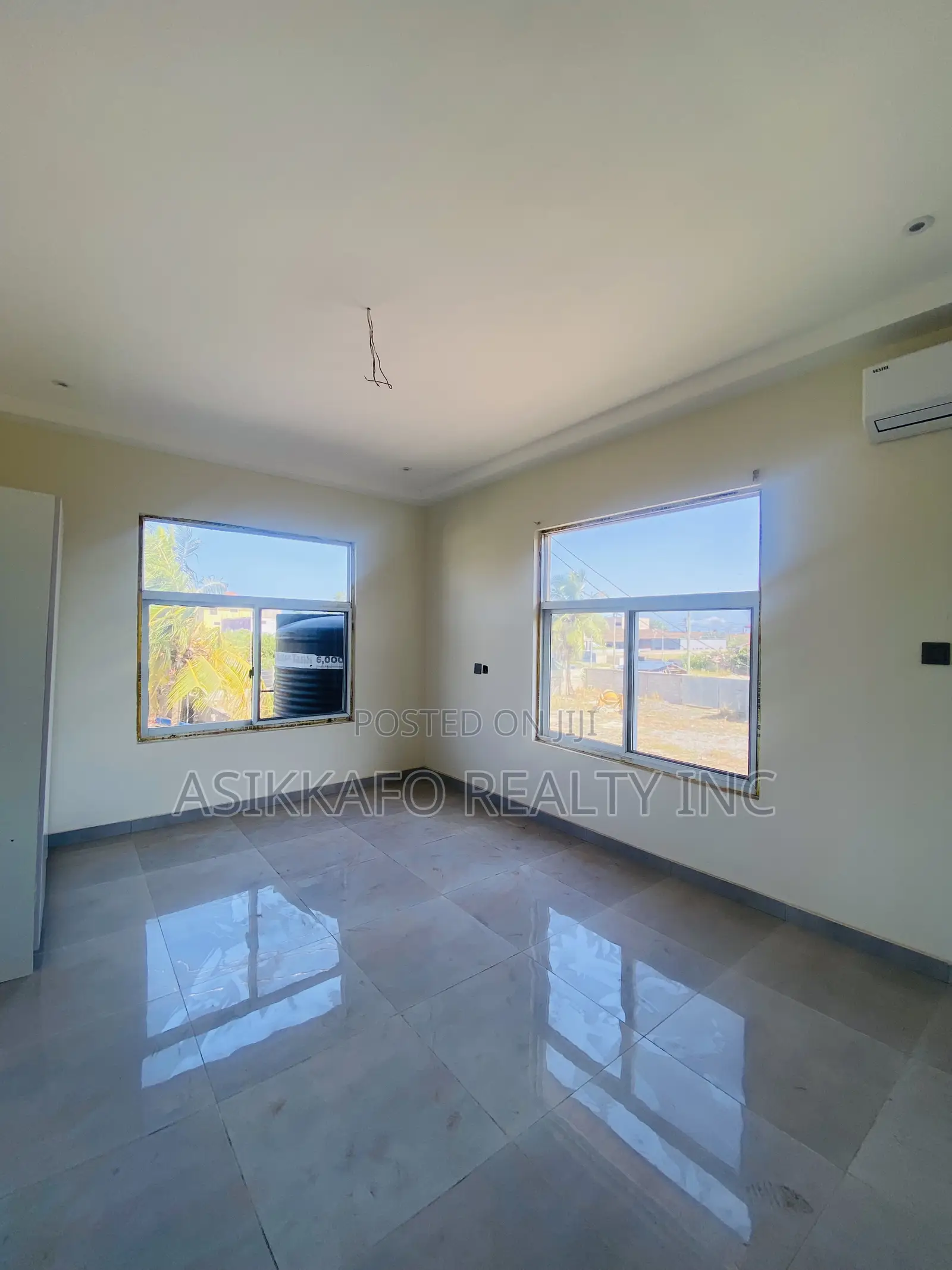 4bdrm Duplex in Kotobaabi, Spintex for rent