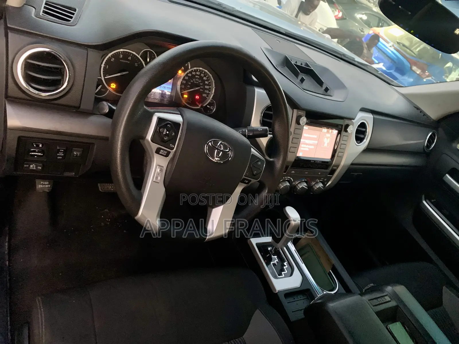 Toyota Tundra 2015 Silver