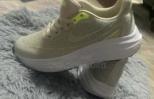 Nikezoom Sneaker-Brown