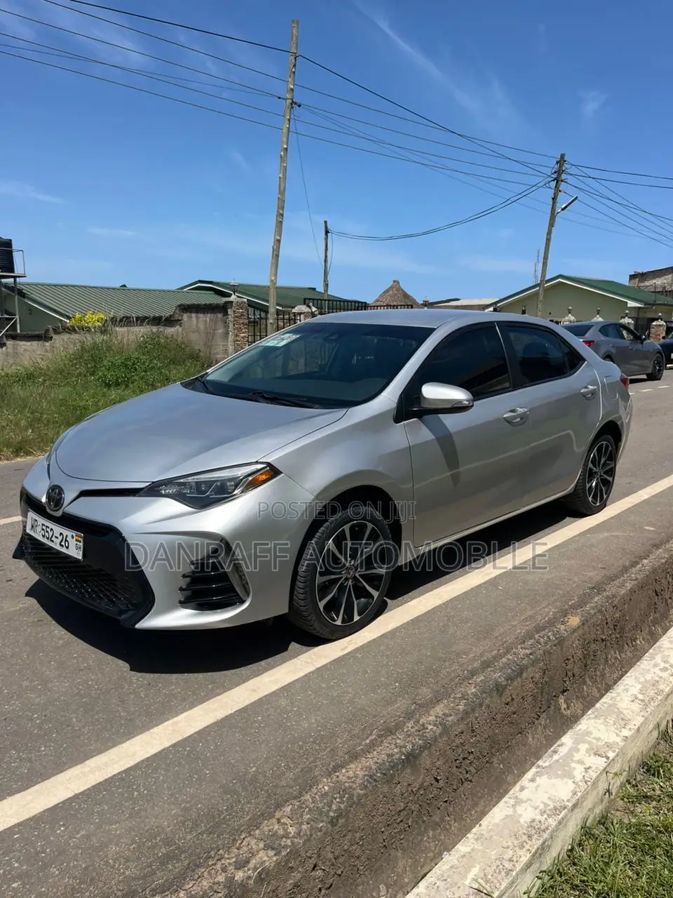 Toyota Corolla SE 4dr Sedan (1.8L 4cyl CVT) 2017 Silver
