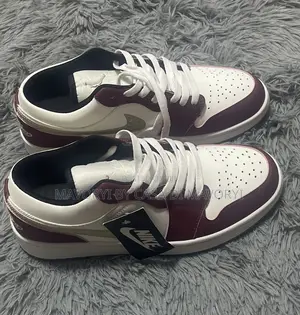 Burgundy Airjordan